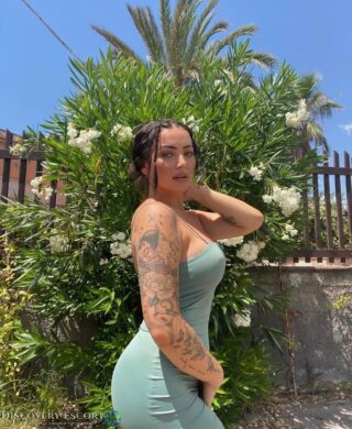 Sue, 34 years old American escort in United States